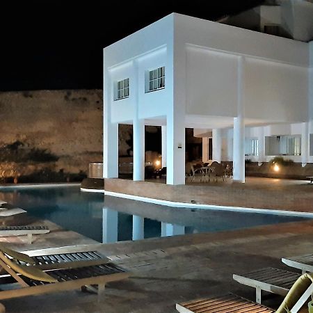 City Walls Rooftop Terrace Duplex @ Citycenter & Beach Lagos Esterno foto